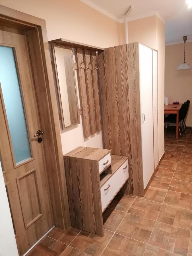 Apartman ชิลินา ภายนอก รูปภาพ