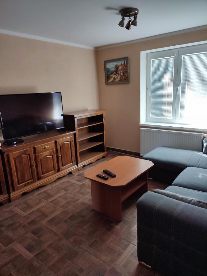 Apartman ชิลินา ภายนอก รูปภาพ